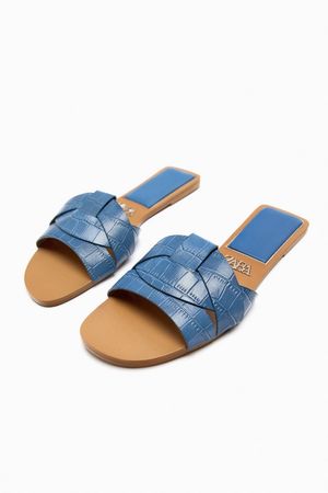 LOW HEELED CROSSED LEATHER SANDALS - Blue | ZARA United States