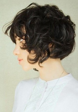 Messy-Curly-Hairstyle-Asian-Short-Haircut