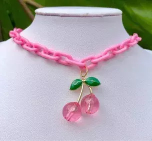 pink necklace -