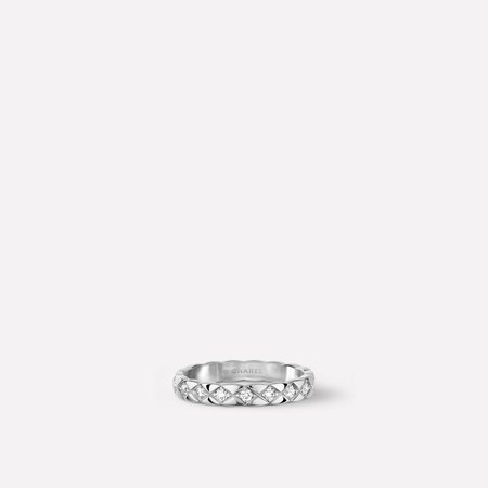 Coco Crush ring - Quilted motif, mini version, 18K white gold, diamonds - J11871 - CHANEL