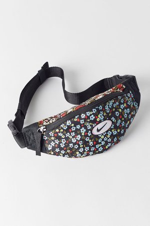 Nike Sportswear Heritage Small Floral Belt Bag | Urban Outfitters