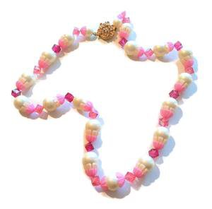 Pearly Pink Beaded Necklace circa 1960s – Dorothea's Closet Vintage