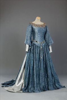 blue Queen Dress
