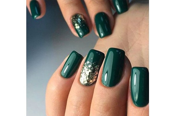 Emerald and gold nails - Google Search