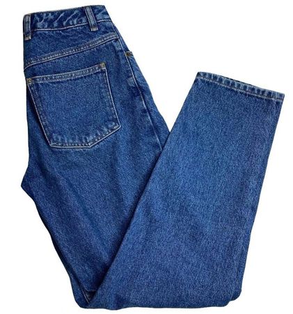 fold jeans