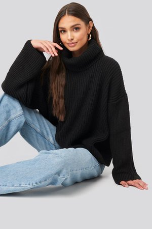 Oversized High Neck Knitted Sweater Schwarz | na-kd.com