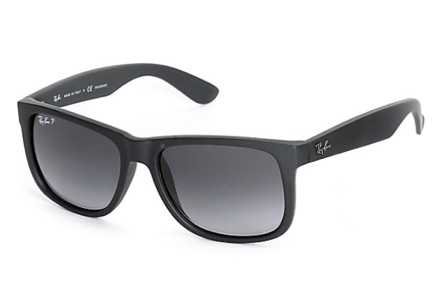Black ray-ban sunglasses
