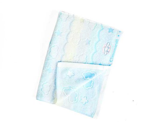Cinnamoroll Bath Towel: Fluffy Clouds | Sanrio