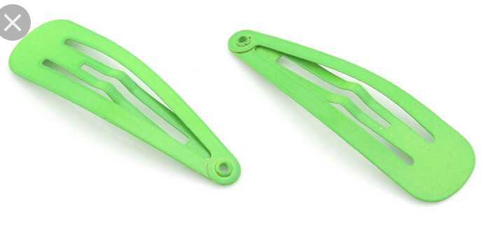 green hair clips