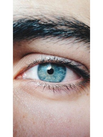 blue eyes men