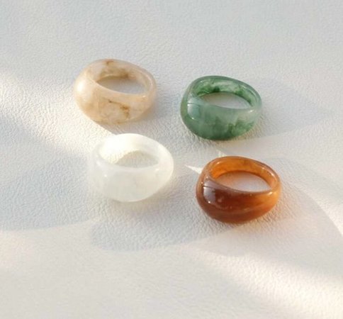4pcs Hollow Out Resin Ring | SHEIN