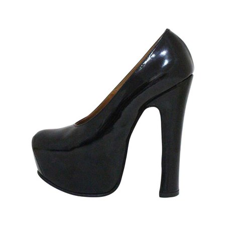 Vivienne Westwood elevated court shoe, c. 1990s For Sale at 1stdibs