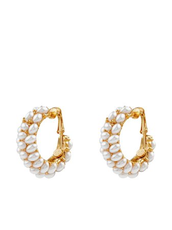 Shop Kenneth Jay Lane pearl-cluster clip-on hoop earrings with Express Delivery - FARFETCH