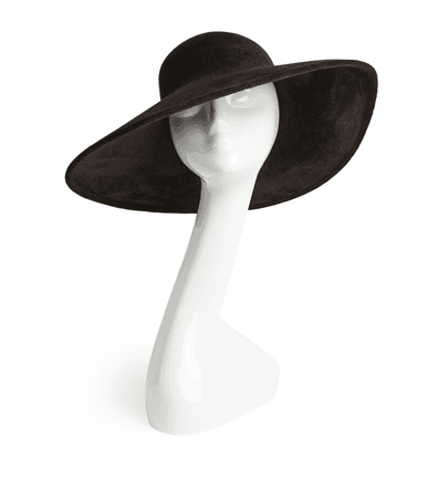 Philip Treacy hat