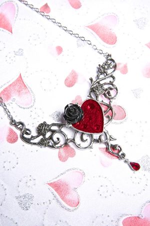 The Blood Rose Heart Necklace – Dolls Kill