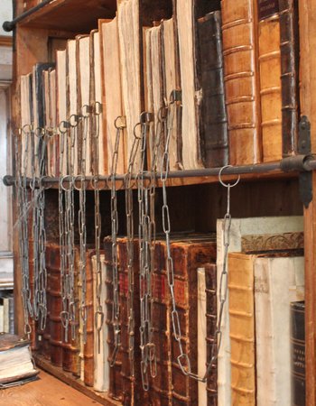 CILIP South West Visit to Wells Cathedral Chained Library – a second report | CILIP South West Member Network