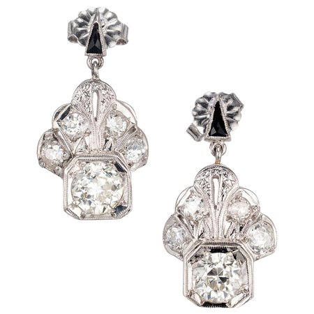.85 Carat Diamond Onyx Art Deco Platinum Dangle Earrings For Sale at 1stDibs