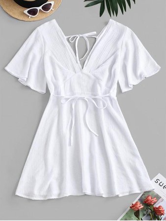 [24% OFF] [HOT] 2020 Plunging Open Back Tie Textured Dress In WHITE | ZAFUL