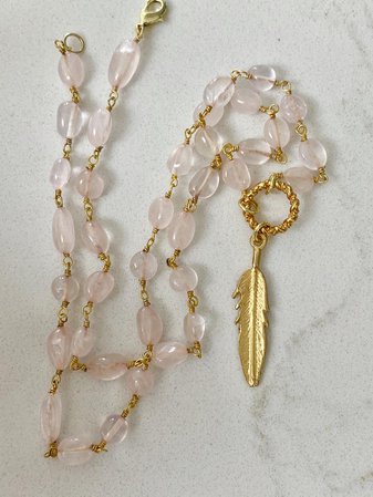 Feminine rose quarts necklace with feather pendant | Etsy
