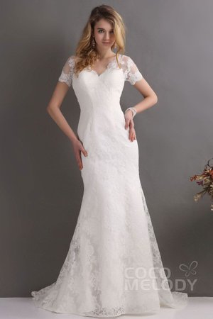 Trumpet-Mermaid Train Lace Wedding Dress CWKT13002 | Cocomelody
