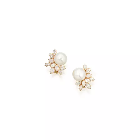 Harry Winston PAIR OF CULTURED PEARL AND DIAMOND EARCLIPS, HARRY WINSTON