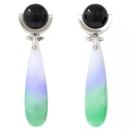 Art Deco Onyx and Jadeite Jade Drop Earclips For Sale at 1stDibs