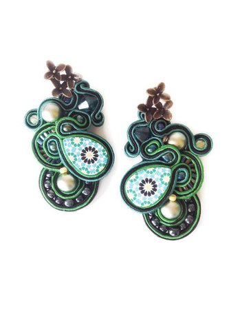 Cascade green tropical earrings