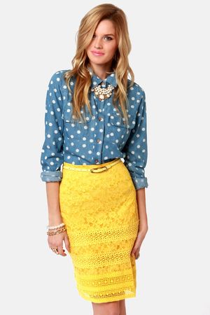 photos of examples of bright satin long yellow skirt, and what color shirts that goes with it. - Google Search