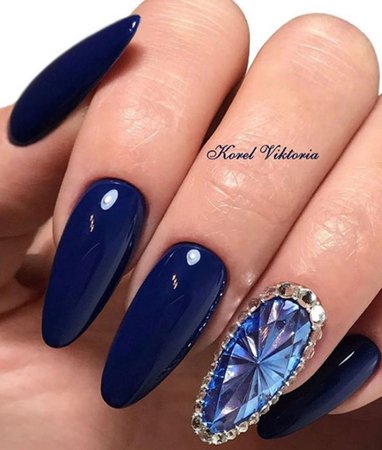 Blue Nail “Blue Diamond “ Look