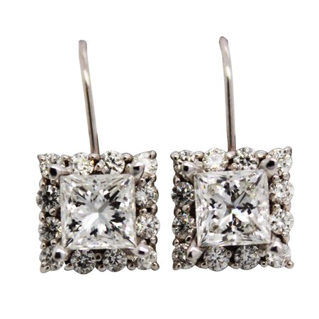 14 Karat White Gold 3.00 Carat Diamond Drop Earrings For Sale at 1stDibs