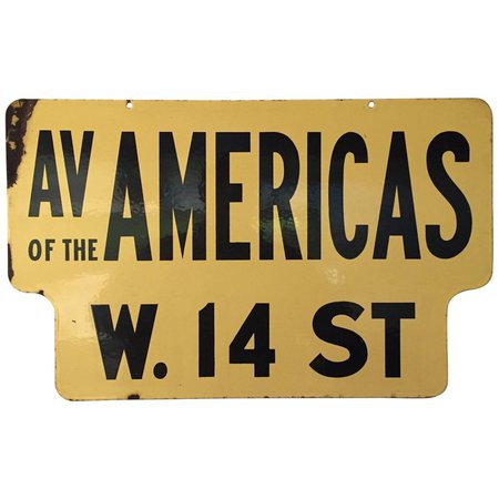Ave Americas Signage