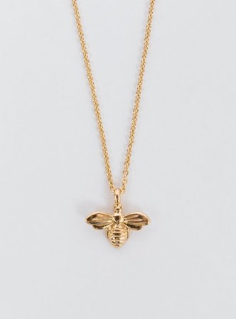 Honey Bee Pendant Necklace | Princess Polly