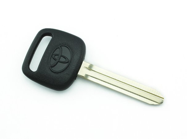 toyota Camry Key, blank. Master, cnd, usa - 9099900185 | Cobb County Toyota, Kennesaw GA