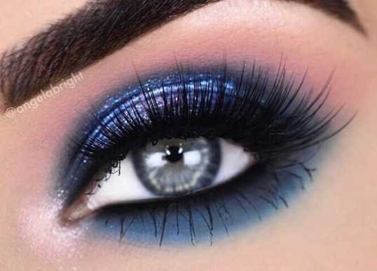 Dark Blue Eye  Makeup