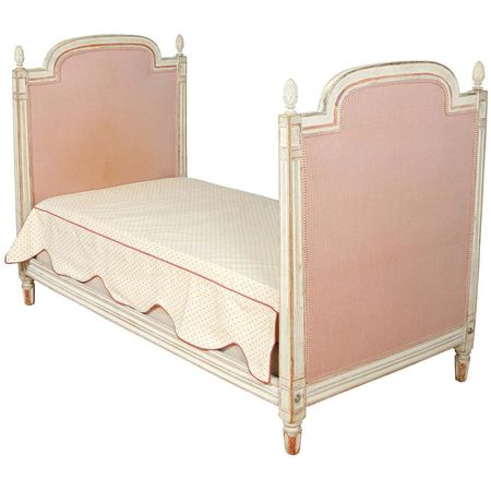 Louis XVI Style Painted Daybed at 1stDibs