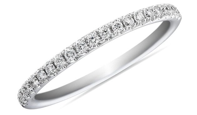 Riviera Pavé Diamond Ring in Platinum (1/6 ct. tw.) 1150$