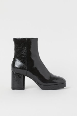 Warm-lined High Profile Boots - Black
