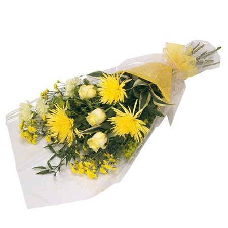 Resultado de imagem para bouquet yellow flower