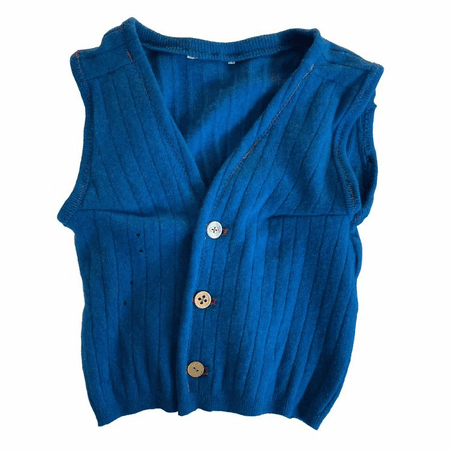blue vest top