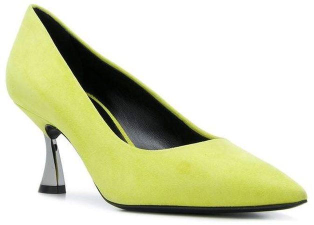 pointed toe pumps