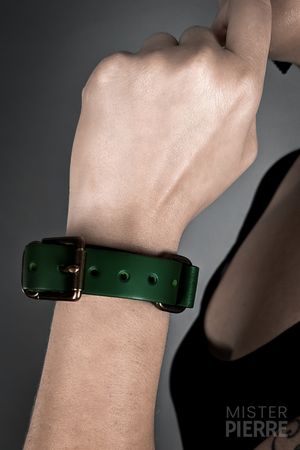 misterpierre.com - House of Wolfram Secret Wrist Cuff in Green