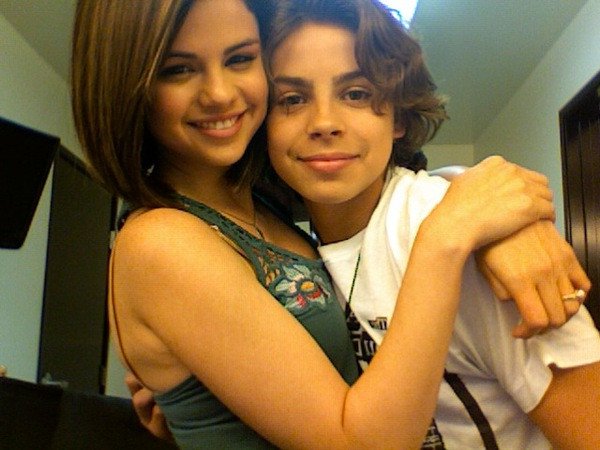 wizards-of-waverly-place-37.jpg (600×450)
