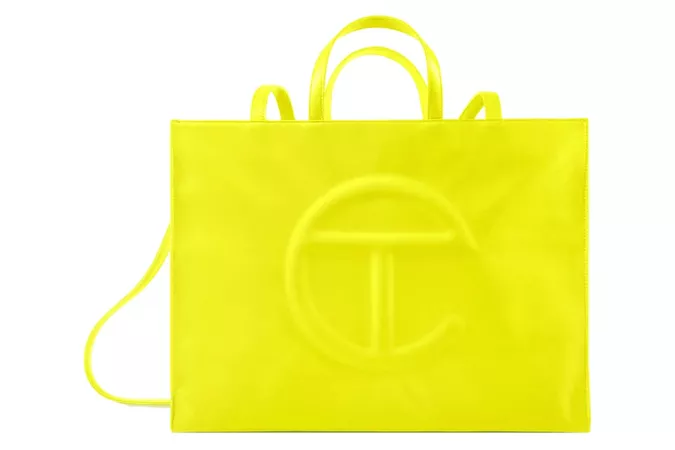Telfar-Shopping-Bag-Large-Highlighter-Yellow.jpg (960×640)
