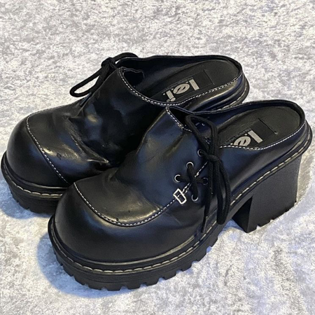 black boot heels