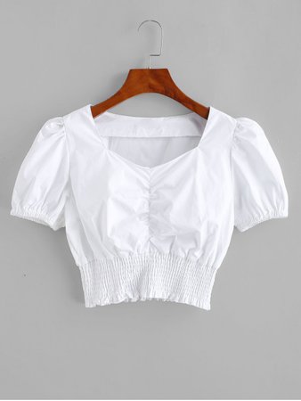 [31% OFF] 2020 Smocked Ruched Sweetheart Crop Blouse In SILK WHITE | ZAFUL white