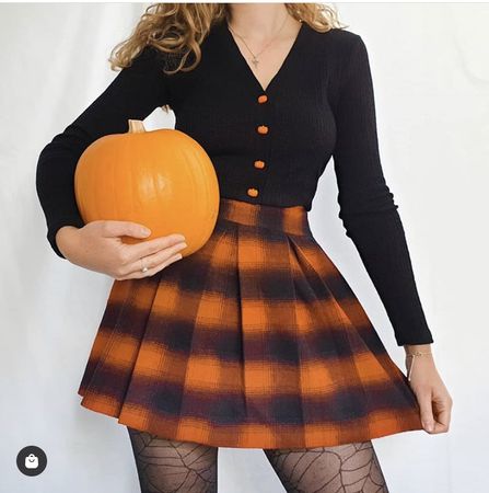 pumpkin outfit