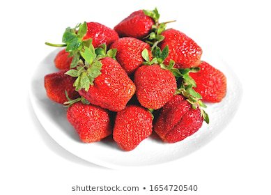 Strawberry On the Plate: Imágenes, fotos de stock y vectores | Shutterstock