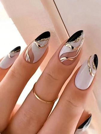 Glam nails
