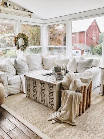 Modern farmhouse decor living room ideas couch awesome 35 best farmhouse living room decor ideas and designs for 2019 - www.Sawoc.com