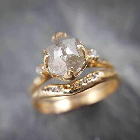 Rough Damond Ring : 39 Raw & Rough-Cut Diamond Engagement Rings For The Untraditional Bride - Jewelry Magazine - Home of Jewelry, diamonds, Rings, Earrings, Necklaces and Luxury Trends